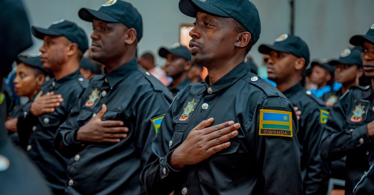 boutique officielle de la marine : découvrez une large gamme de produits authentiques, vêtements, accessoires et équipements militaires de qualité.