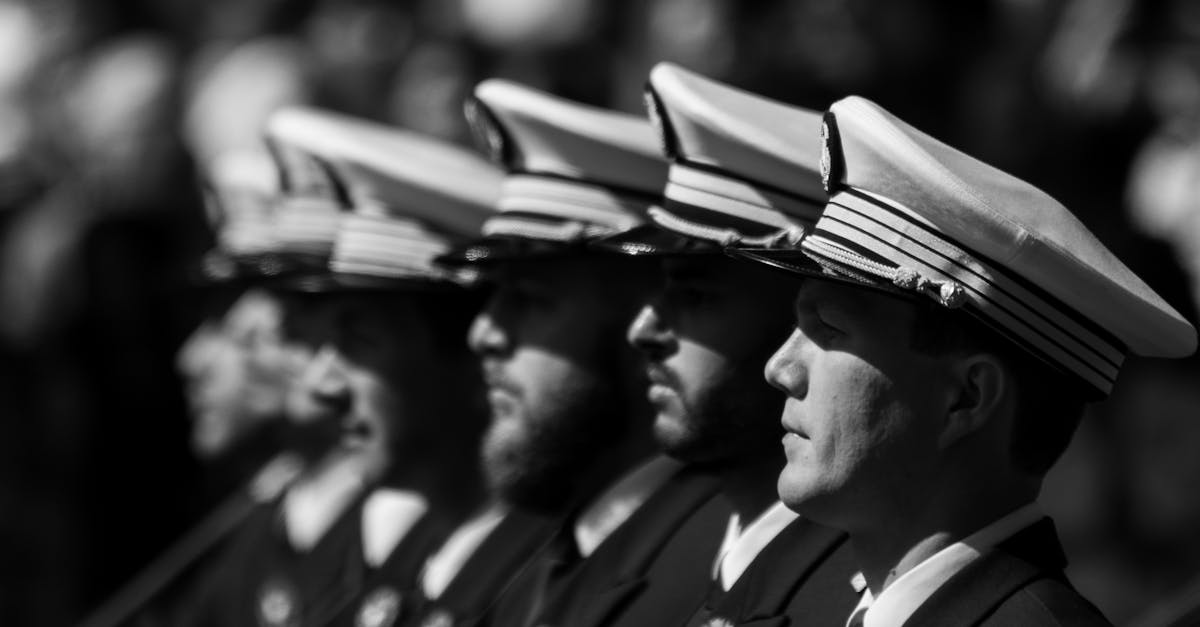 découvrez le magasin officiel de la marine : articles authentiques, vêtements et accessoires de haute qualité pour les passionnés et professionnels.