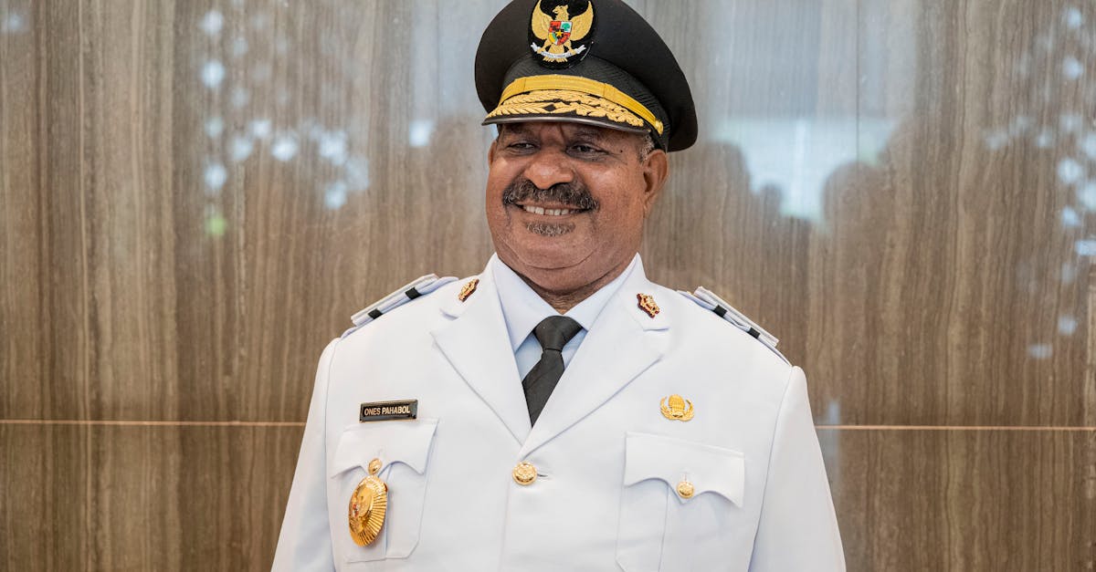 boutique officielle de l'om : découvrez les produits authentiques du olympique de marseille, maillots, accessoires et souvenirs pour les fans.