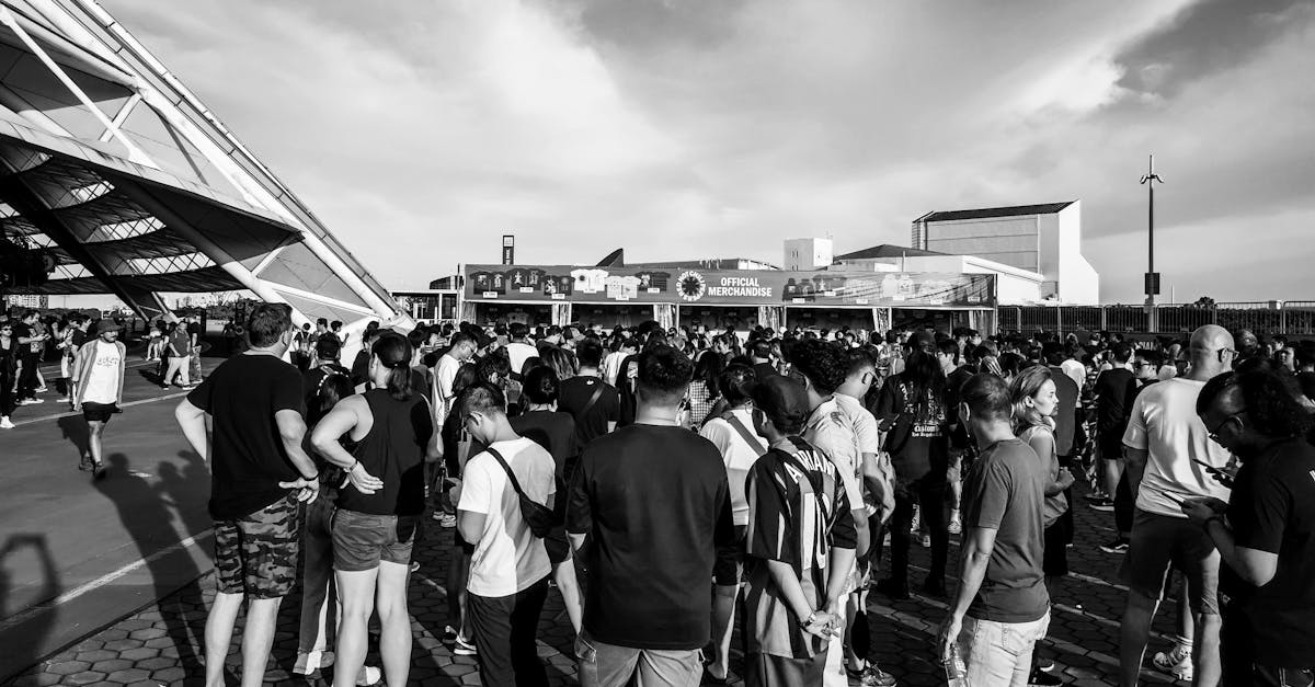 découvrez la boutique officielle usap et procurez-vous des produits exclusifs aux couleurs de l'usap. supportez votre équipe avec nos vêtements, accessoires et souvenirs authentiques.