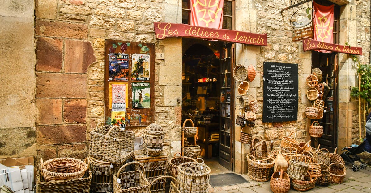 découvrez le puy du fou shop, votre boutique officielle pour des souvenirs uniques, vêtements et articles exclusifs inspirés du célèbre parc à thème historique.