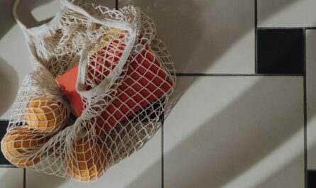 découvrez les essentiels de la boutique snsm : équipements et accessoires indispensables pour la sécurité en mer.