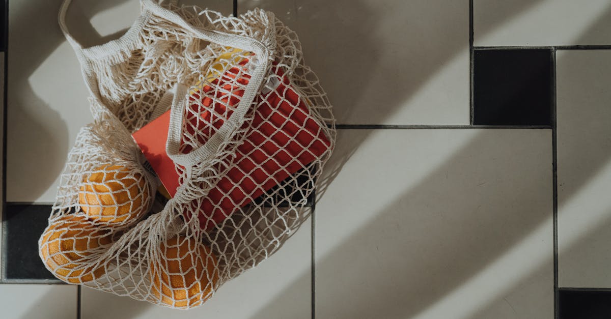 découvrez les essentiels de la boutique snsm : équipements et accessoires indispensables pour la sécurité en mer.