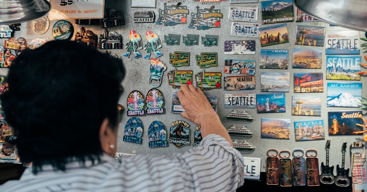 découvrez notre boutique de souvenirs unique offrant une large gamme de cadeaux et objets personnalisés pour immortaliser vos moments précieux.