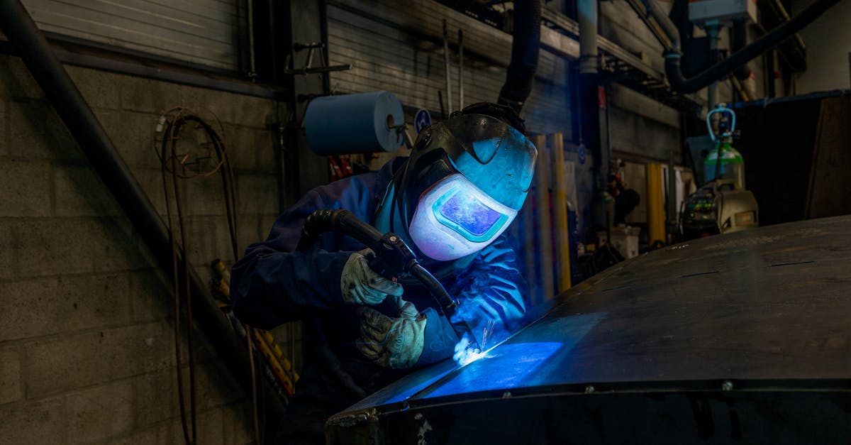 atelier de soudure professionnel offrant des services de qualité pour la fabrication, la réparation et la maintenance de structures métalliques.